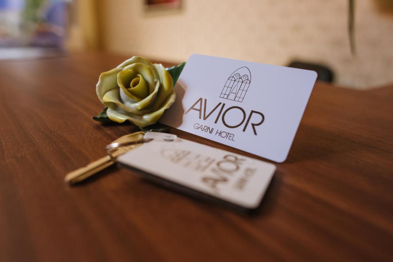 Avior Garni Hotel Subotica Buitenkant foto